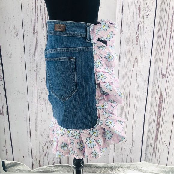 New Handmade jean Kitchen Jean Apron Ruffled - Picture 1 of 4